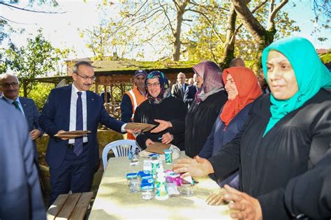 Kocaeli Valisi Yavuz, "Halk Günü"nde vatandaşlarla buluştu